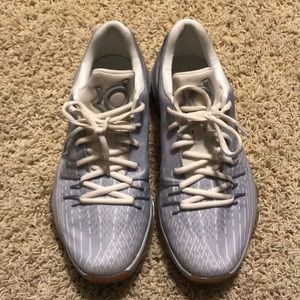 Like new Nike KD 8 size 6 1/2 youth
